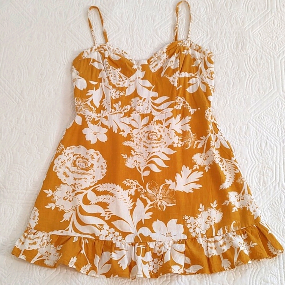 Wild Fable Floral Mustard Yellow & White Sun Dress /Size M